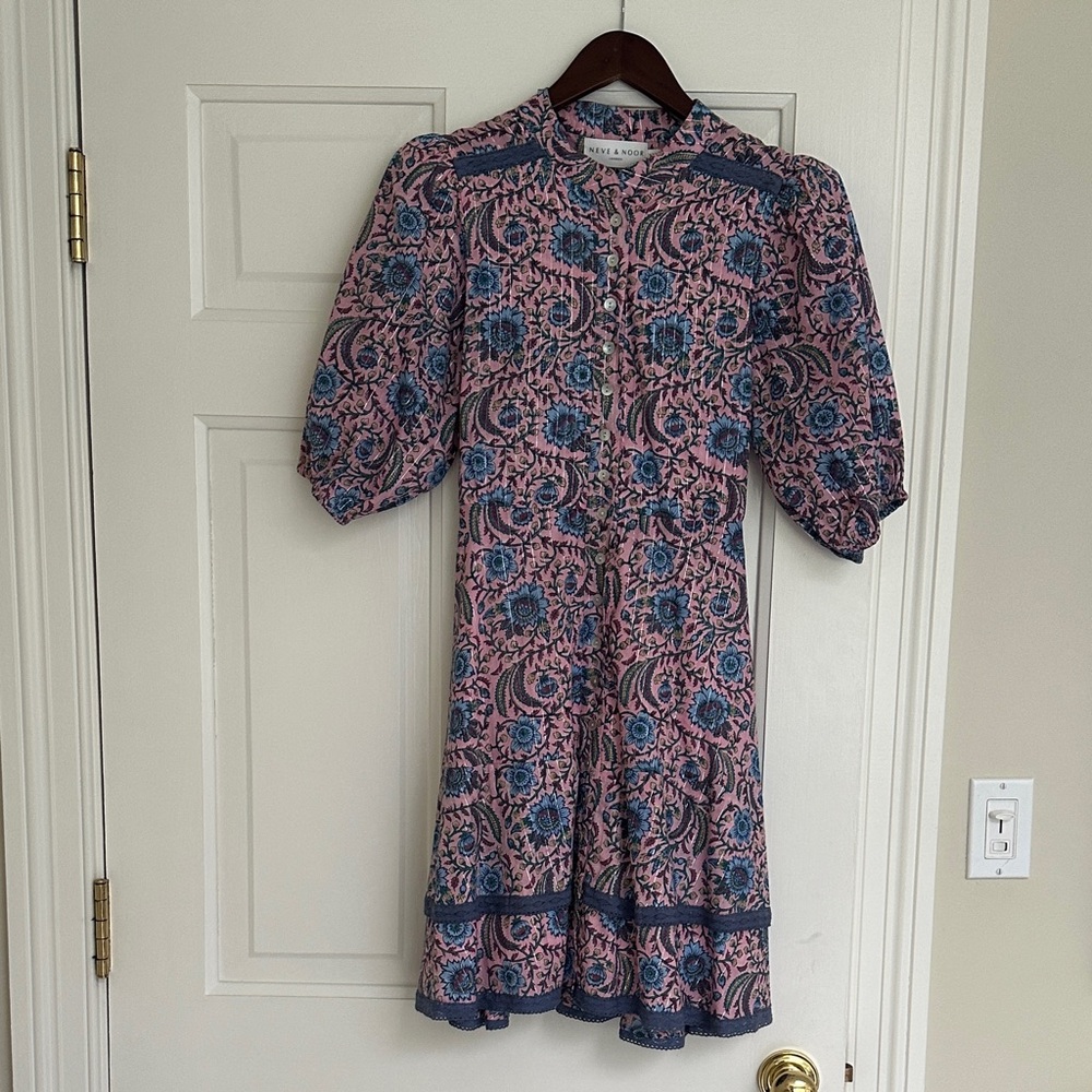 Chic Long Sleeve Floral Dress in Pink and Blue